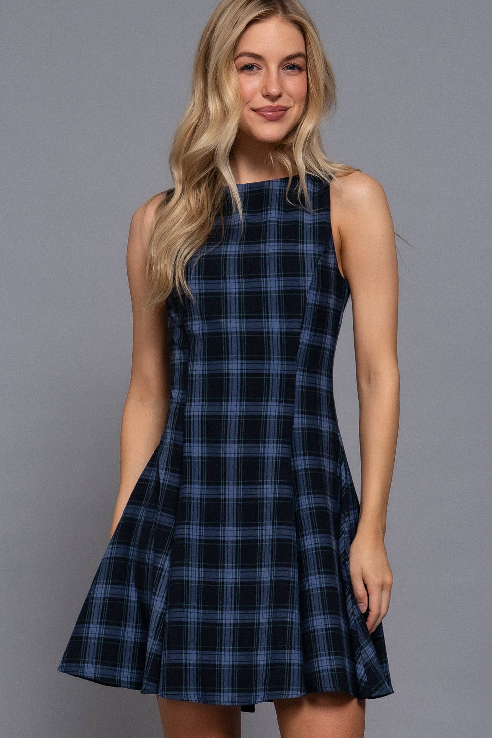Sleeveless Boat Neck Swing Plaid Woven Mini Dress: navy/blue