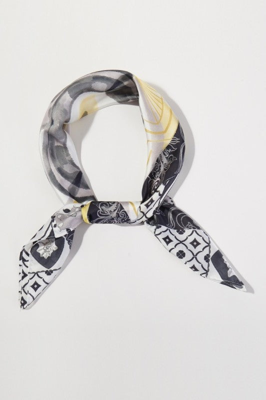 Flower & Lemons Print Scarf