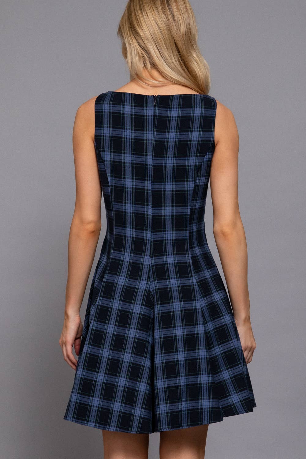 Sleeveless Boat Neck Swing Plaid Woven Mini Dress: navy/blue