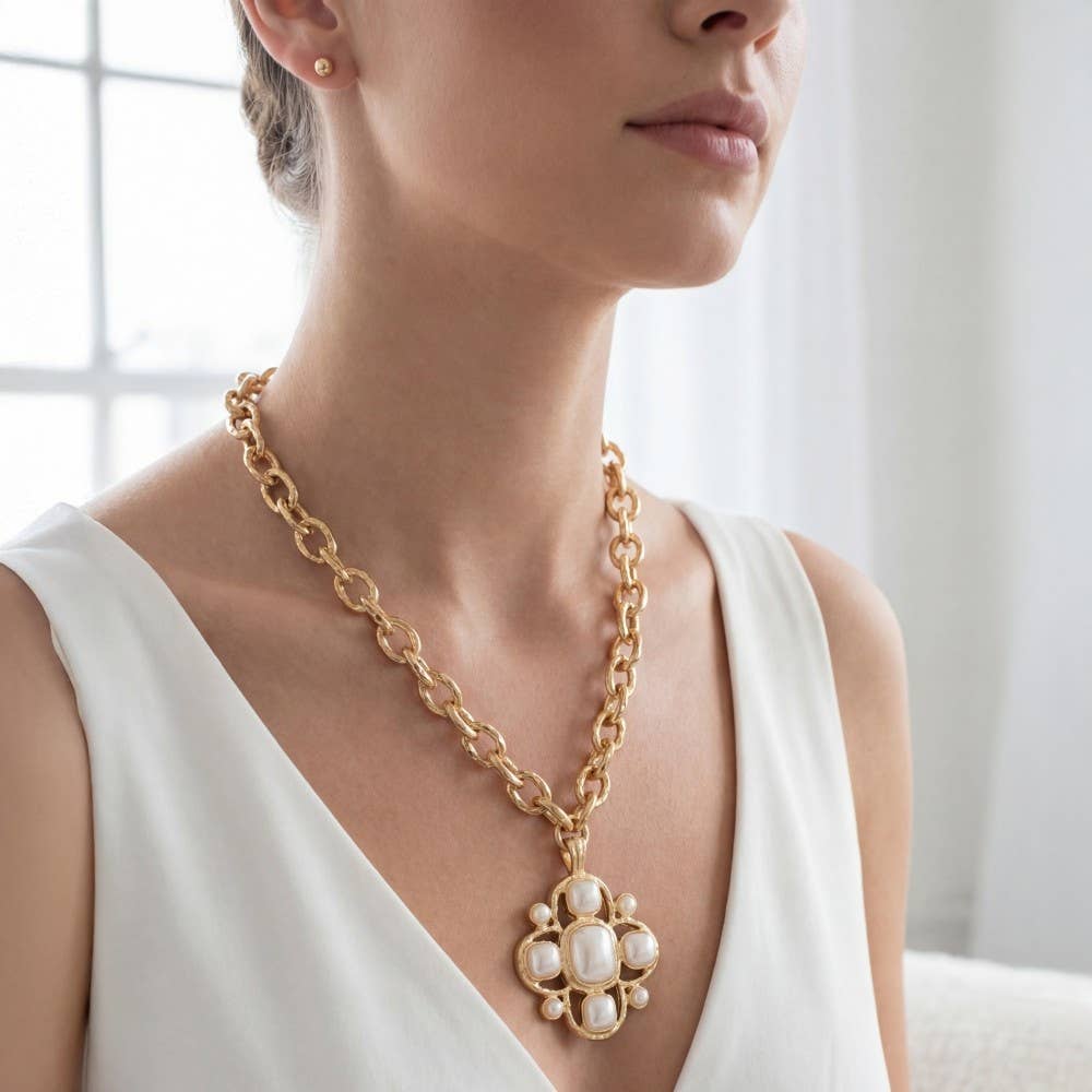 Chain Link Clover Stone Statement Necklace: PL